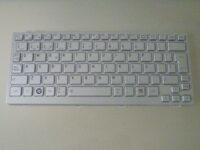TECLADO20TOSHIBA20MINI20NB20020NB20520PLATEADO20ESPANOL20CON20MARCO.jpg