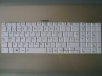 TECLADO20TOSHIBA20SATELLITE20C85020C85520L85020L85520BLANCO20ESPANOL20VERSION20120NO20UTILIZA20MARCO20V130562BK3.jpg
