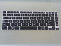 TECLADO20TOSHIBA20SATELLITE20U40T-A20NEGRO20INGLES20RETROILUMINADO20MARCO20PLATEADO209Z.N7SBC.G01.jpg